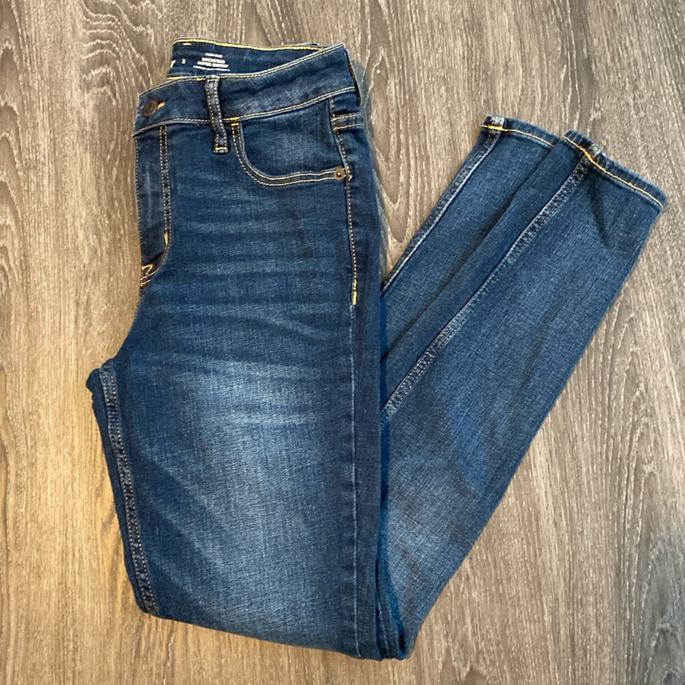 Old navy dark blue high rise super skinny jeans